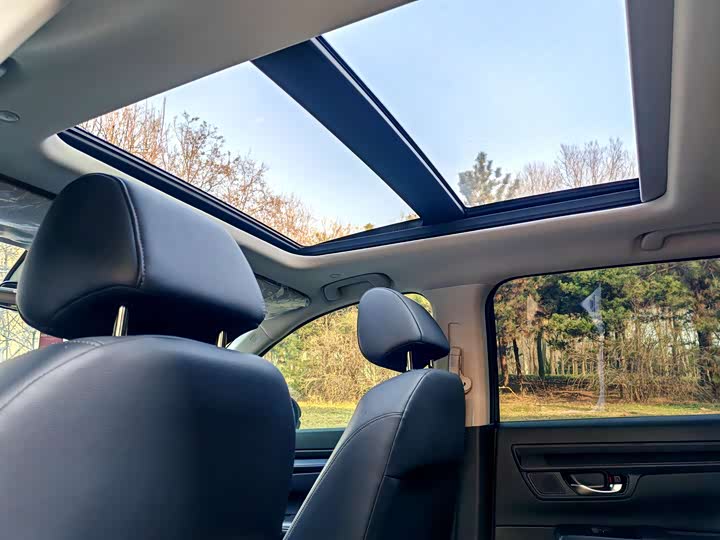 Фото 8 - Honda CR-V