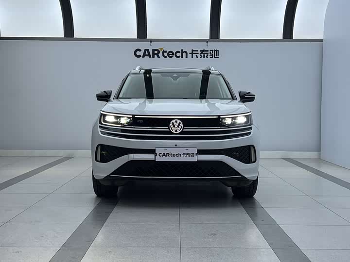 Фото 3 - Volkswagen Tavendor