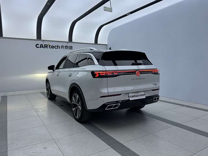 Фото 4 - Volkswagen Tavendor