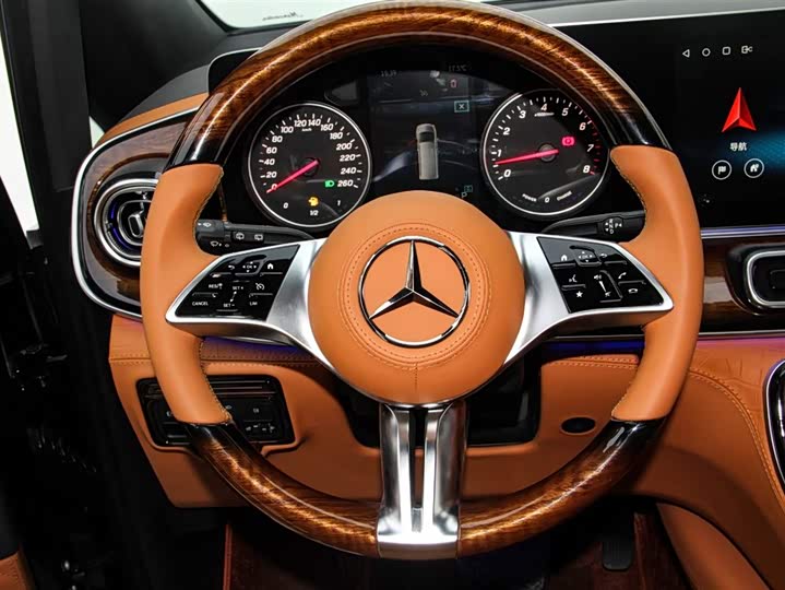 Фото 9 - Mercedes-Benz Vito