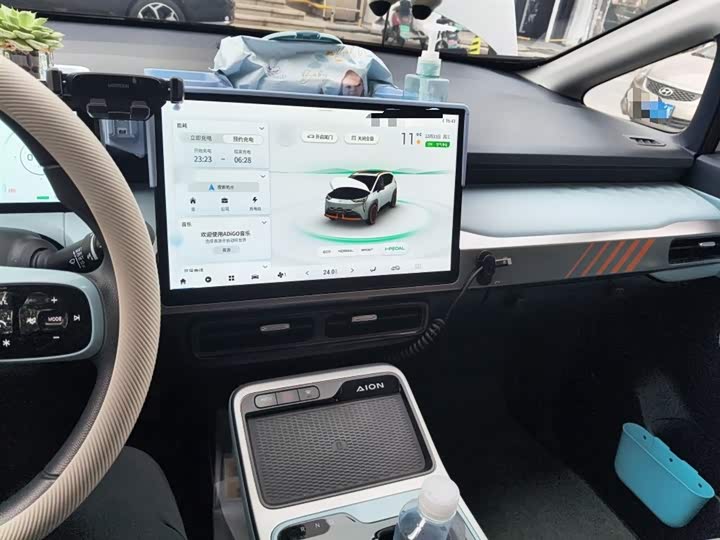 Фото 6 - GAC Aion Y