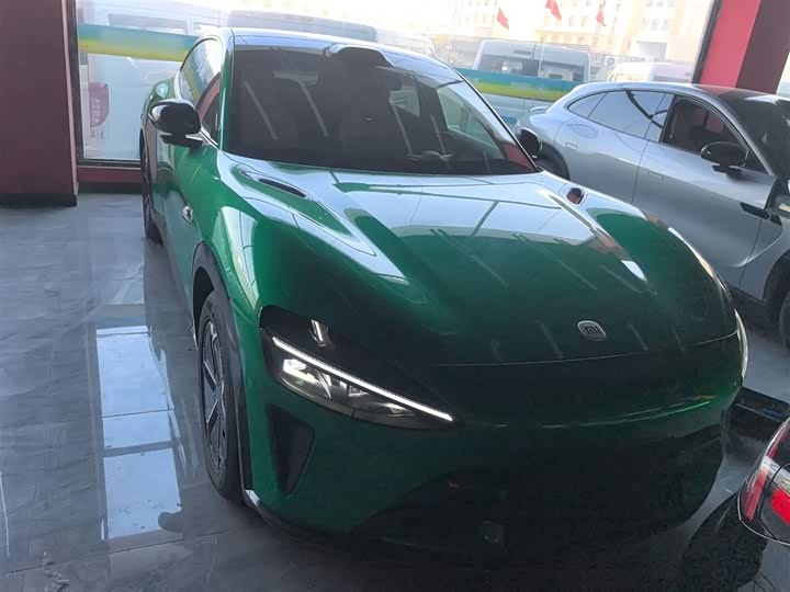 Фото 3 - Xiaomi YU7