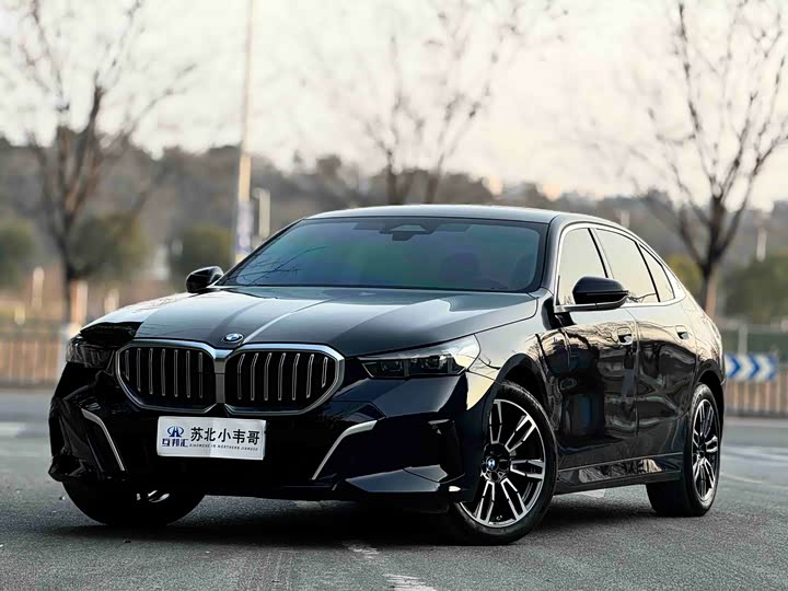 Фото 2 - BMW 5 Series