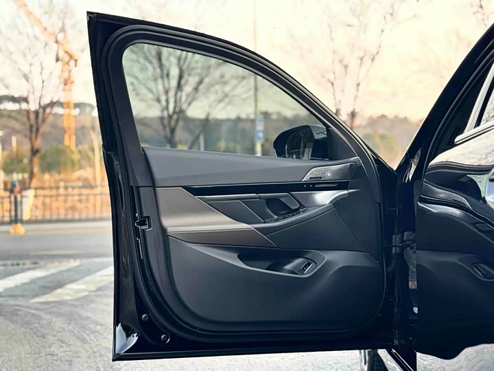 Фото 7 - BMW 5 Series