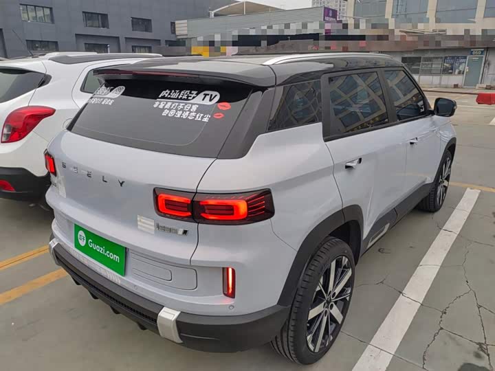 Фото 7 - Geely Icon