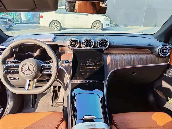 Фото 5 - Mercedes-Benz GLC-Class