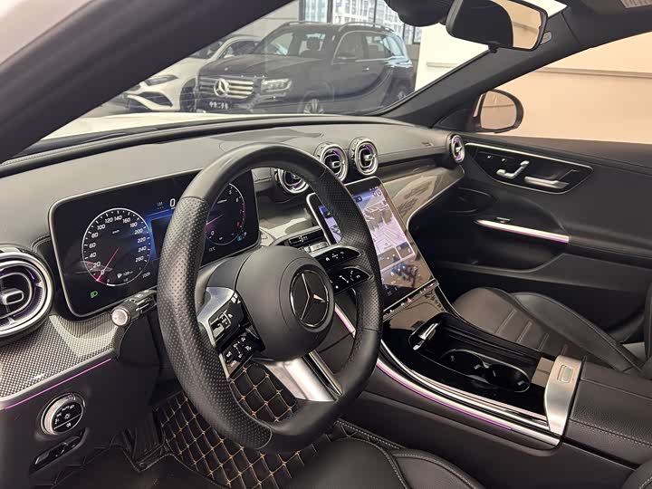 Фото 8 - Mercedes-Benz C-Class