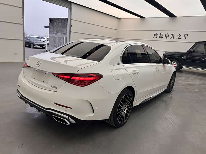 Фото 9 - Mercedes-Benz C-Class