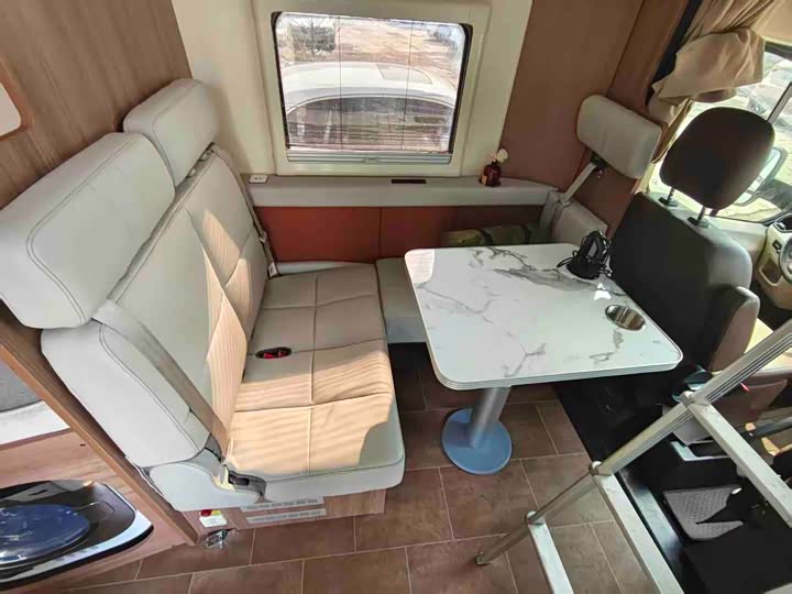 Фото 3 - Maxus V90 RV