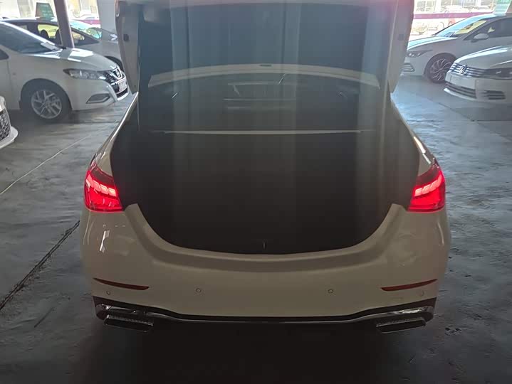 Фото 4 - Mercedes-Benz C-Class