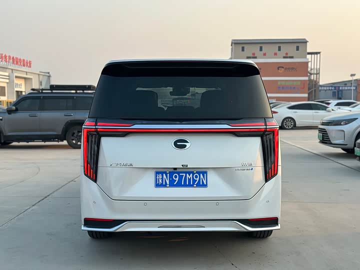 Фото 5 - GAC Trumpchi M8