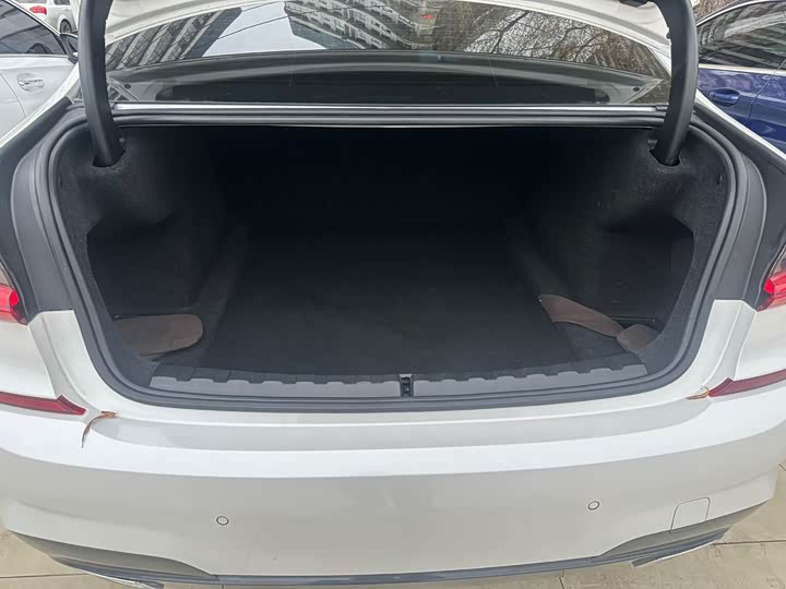 Фото 9 - BMW 3 Series