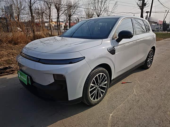 Фото 1 - Leapmotor B10