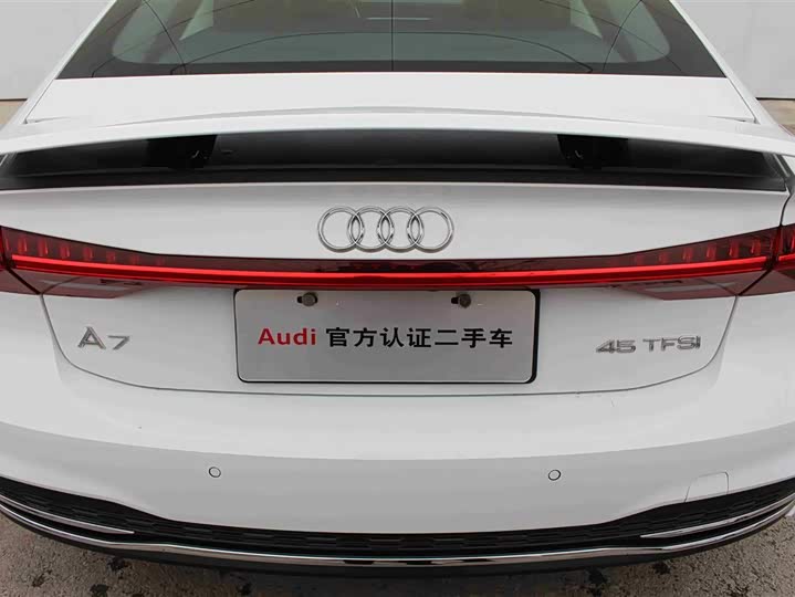 Фото 9 - Audi A7