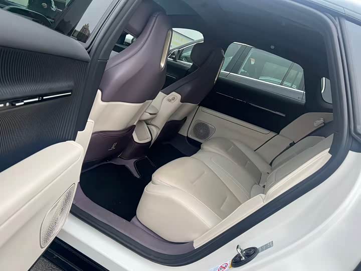 Фото 5 - Avatr 12