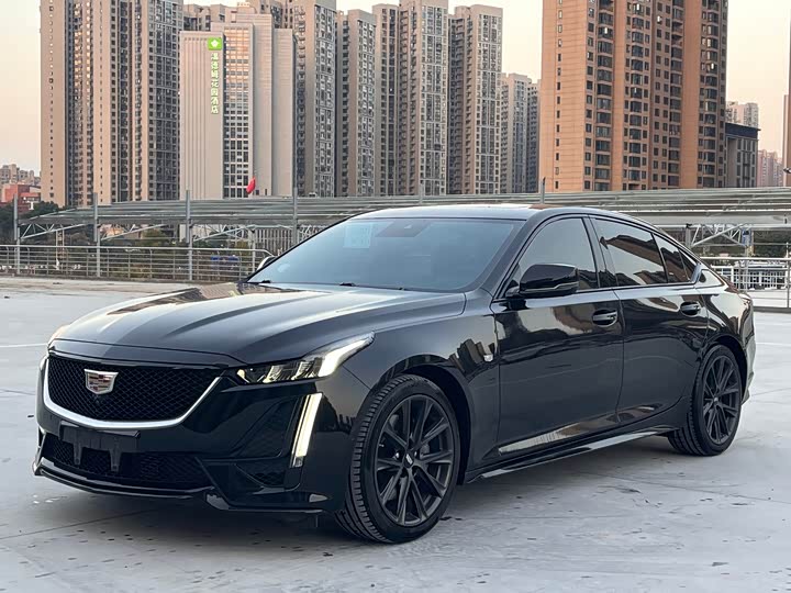 Фото 1 - Cadillac CT5