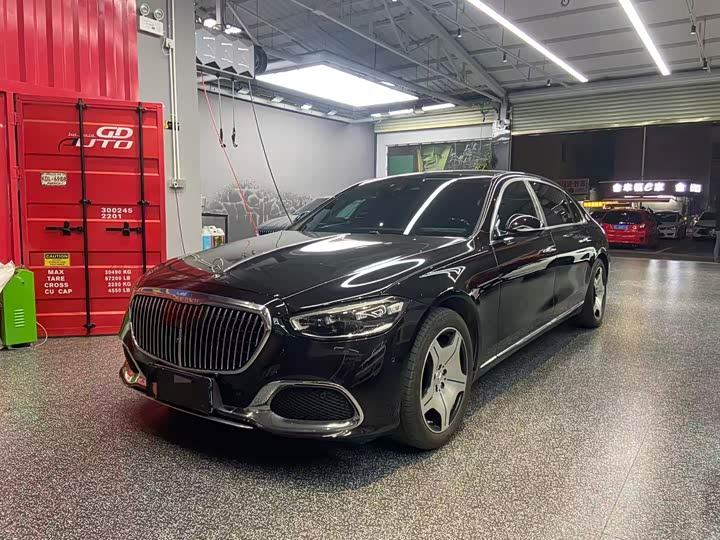 Фото 1 - Mercedes-Benz Maybach S-Class