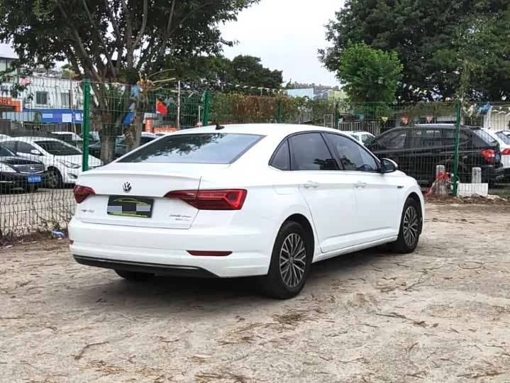 Фото 7 - Volkswagen Sagitar L