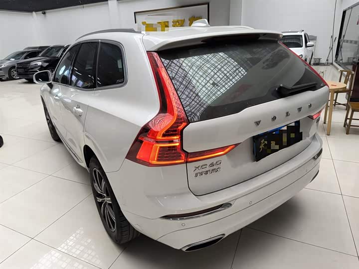 Фото 5 - Volvo XC60