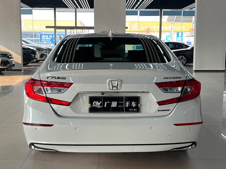 Фото 5 - Honda Accord