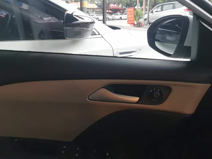 Фото 7 - Chevrolet Monza