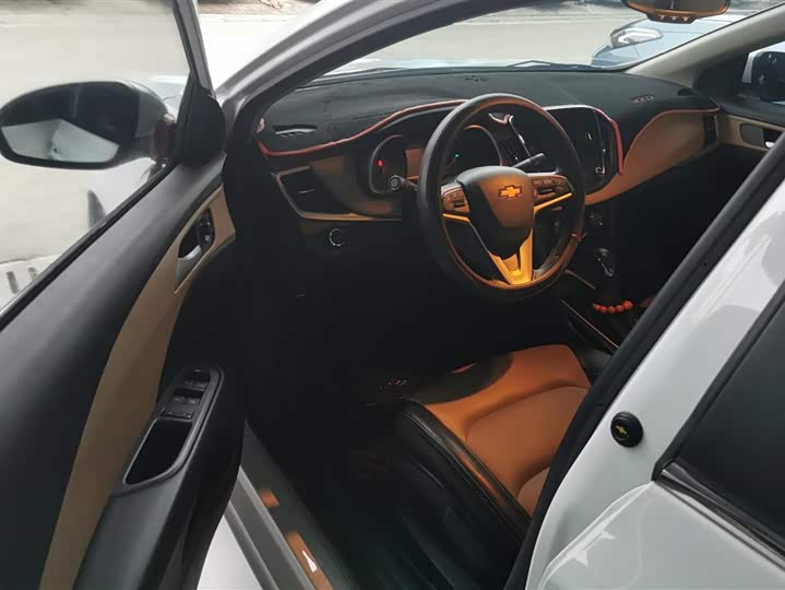 Фото 9 - Chevrolet Monza