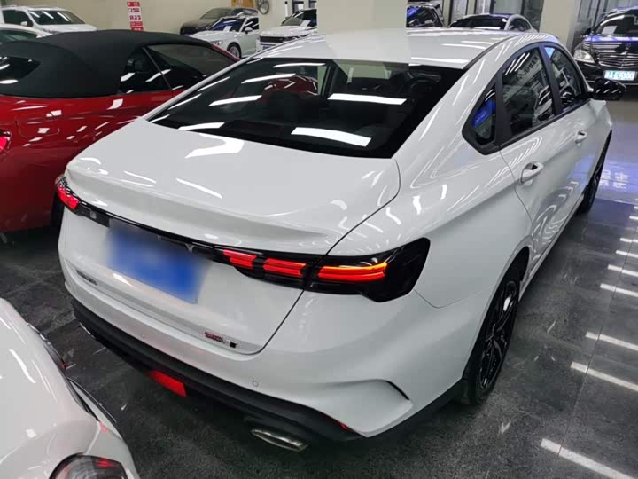 Фото 7 - Geely Binrui