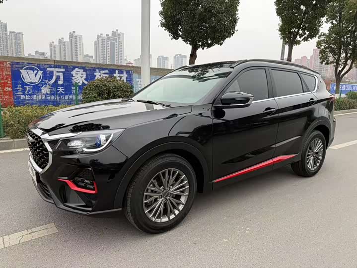 Фото 1 - Jetour X70