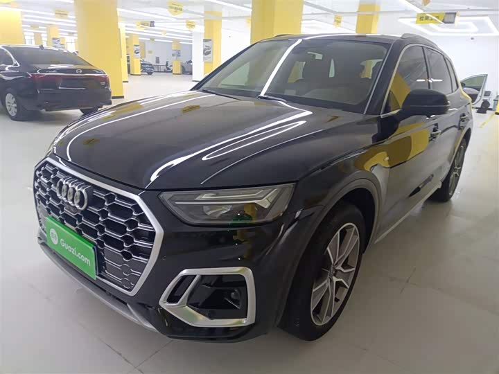 Фото 2 - Audi Q5L