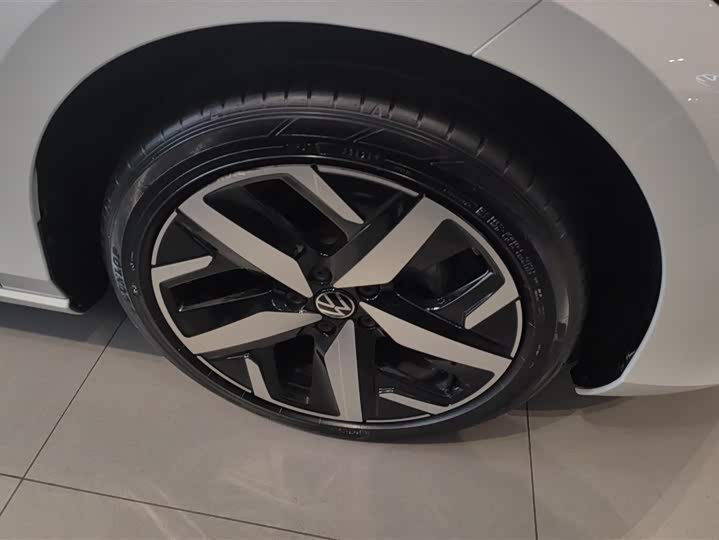 Фото 6 - Volkswagen Lamando L