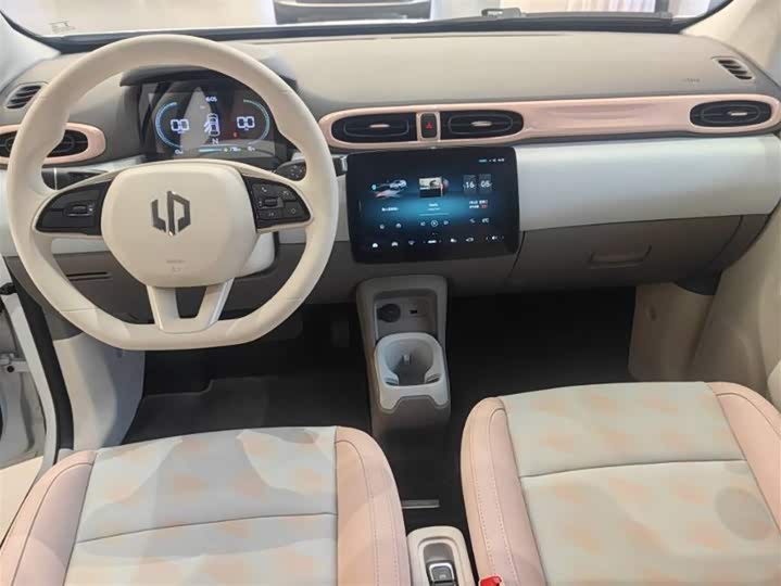 Фото 2 - Leapmotor T03