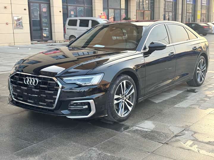 Фото 1 - Audi A6L