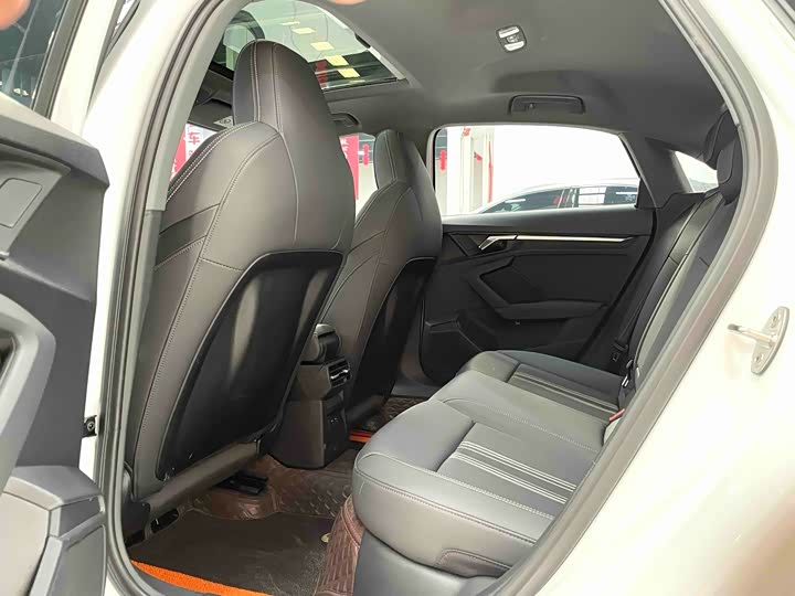 Фото 9 - Audi A3