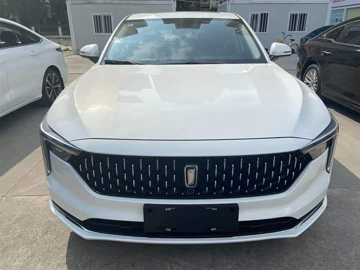 Фото 2 - Bestune B70