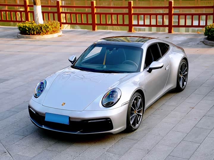 Фото 1 - Porsche 911