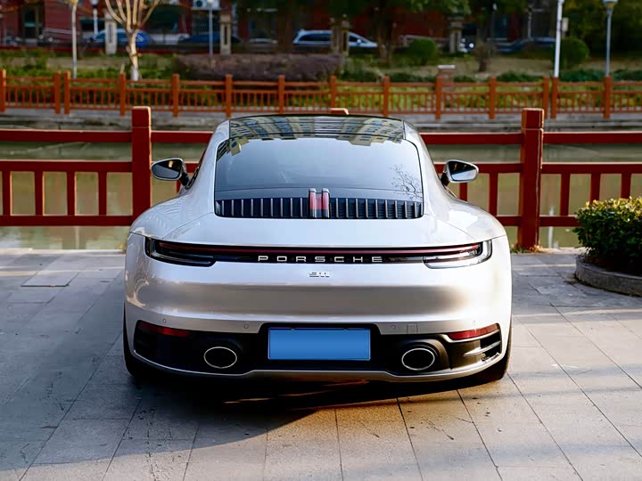 Фото 5 - Porsche 911