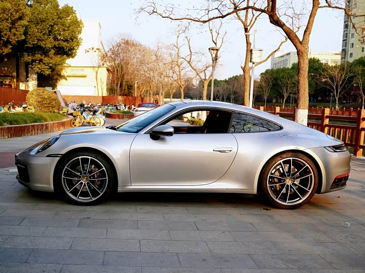 Фото 6 - Porsche 911