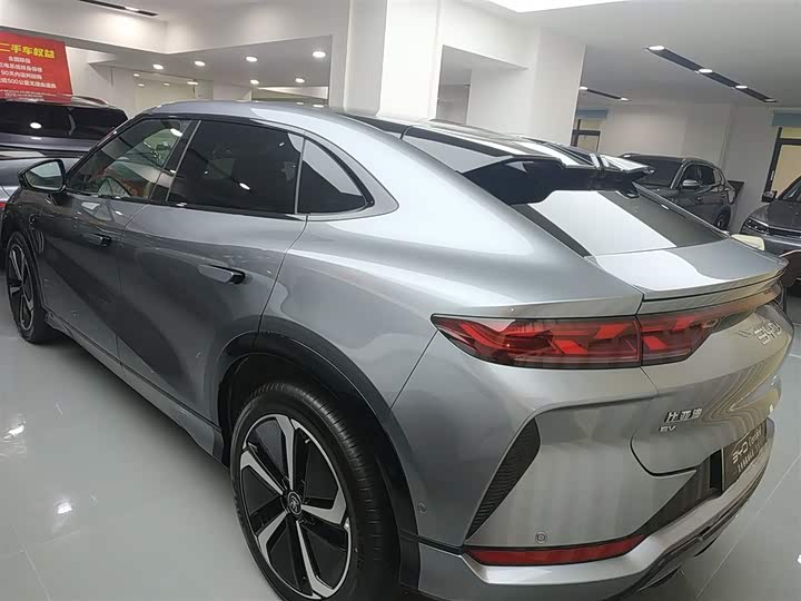 Фото 5 - BYD Song L