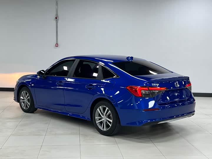 Фото 3 - Honda Civic