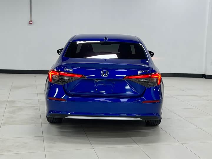 Фото 4 - Honda Civic