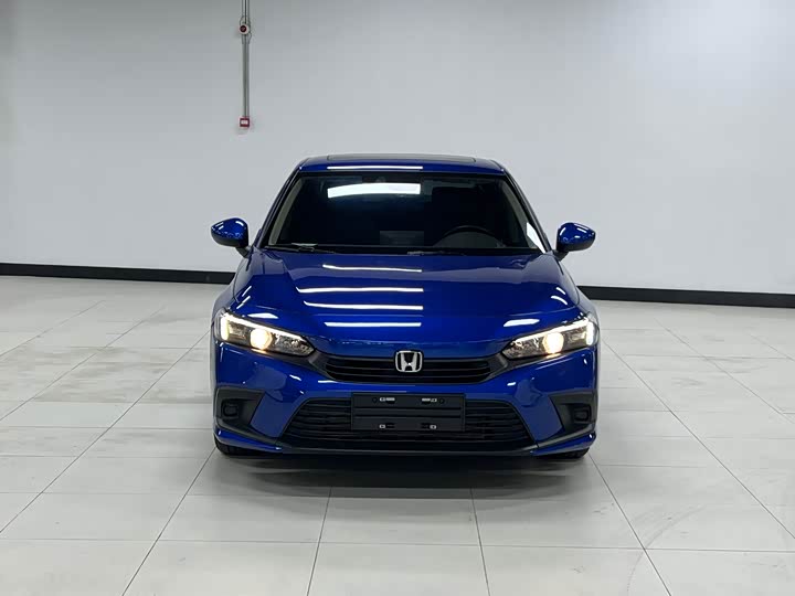 Фото 8 - Honda Civic