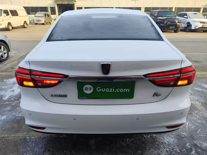 Фото 6 - Roewe i6