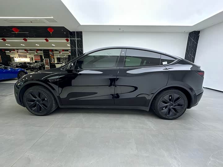 Фото 5 - Tesla Model Y