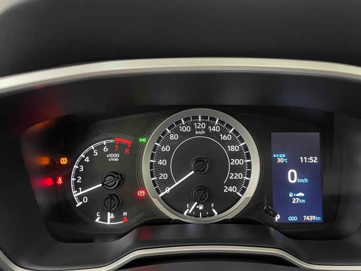 Фото 7 - Toyota Frontlander