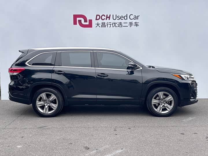 Фото 2 - Toyota Highlander