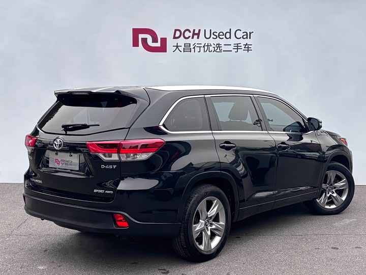 Фото 4 - Toyota Highlander