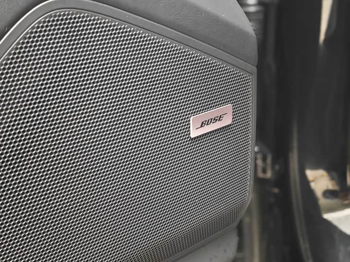 Фото 8 - Porsche Cayenne