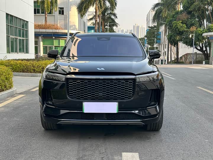 Фото 2 - LiXiang One