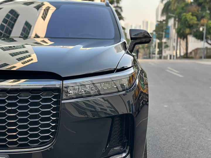 Фото 7 - LiXiang One