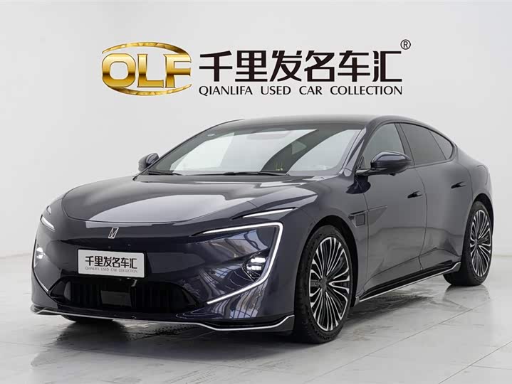 Фото 1 - Avatr 12